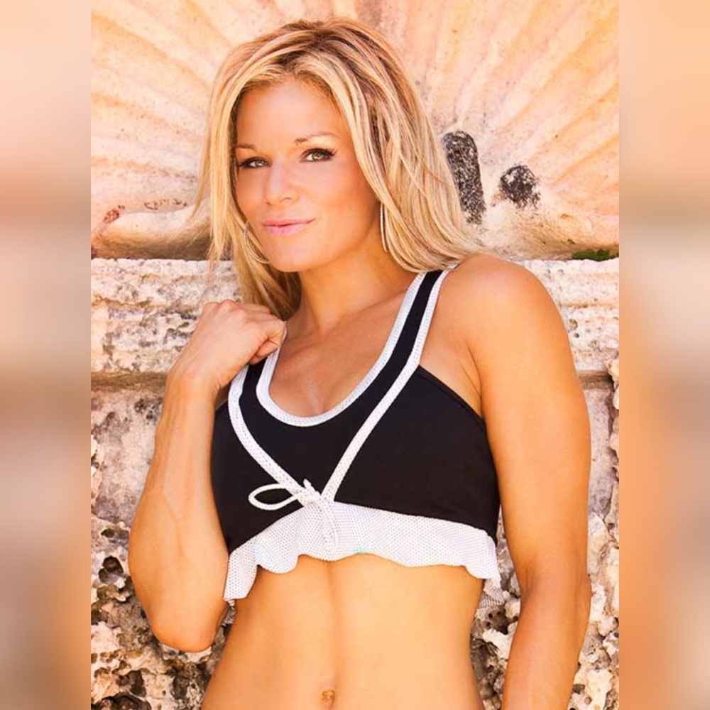 Bluefish Ruffle Sports Bra - Picture 4 of 6